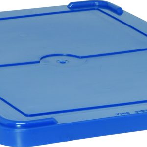The Quantum Lid Cover, compatible with DG94025, DG91035, and DG91050 models, features a flat rectangular design in blue. Raised edges and corner notches ensure a snug fit on containers, with orientation instructions embossed along the edge.