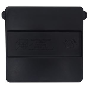 The black plastic lid (pack of 6) has a recessed central grip and is embossed with Quantum Storage Systems and Made in USA. It features the recycling symbol on the top right, designed for bin QUS238 use with Quantum Cross Dividers.